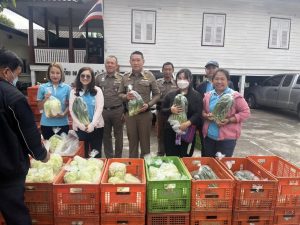 สนับสนุนพืชผลของโครงการหลวงแม่ปูนหลวง และได้นำแจกจ่ายข้าราชการตำรวจในสังกัด